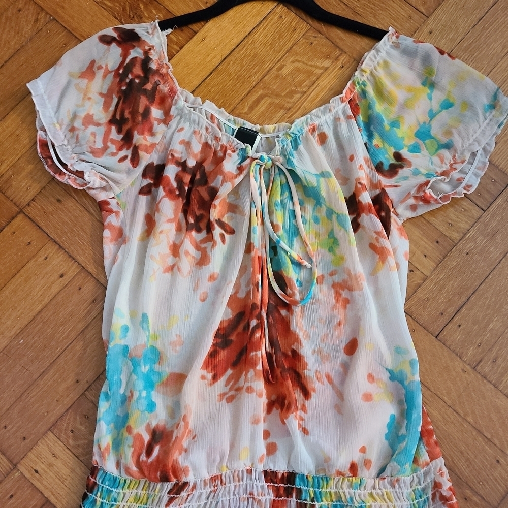 Ladies print sheer top Hp🔥🔥 - Picture 2 of 4